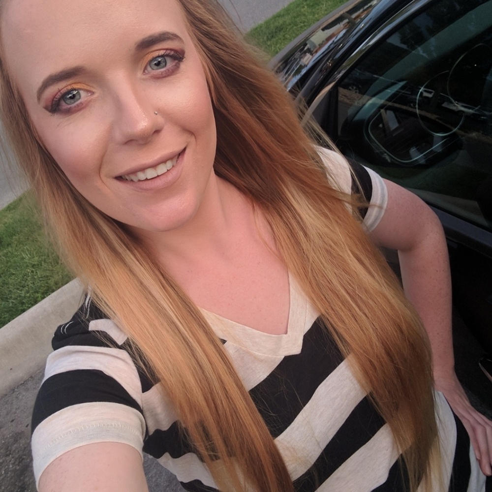 Meet your Posher, Courtney